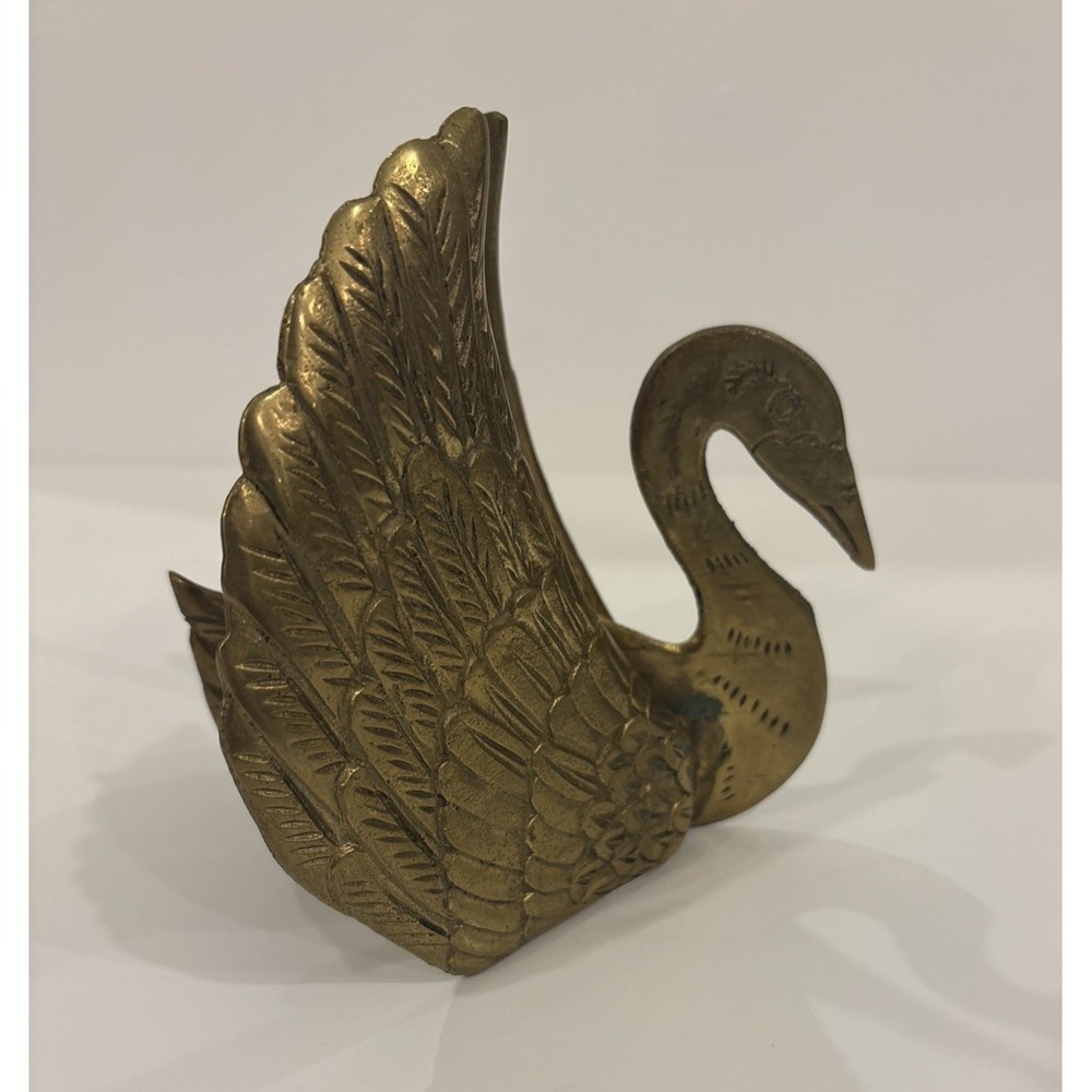 Vintage MCM Brass Swan Statue Home Decor 5.25" Cottage Core - Picture 3 of 7
